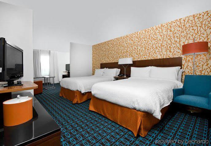 Fairfield Inn & Suites By Marriott Smithfield Exterior photo