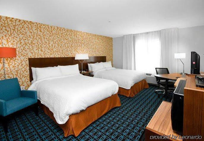 Fairfield Inn & Suites By Marriott Smithfield Exterior photo